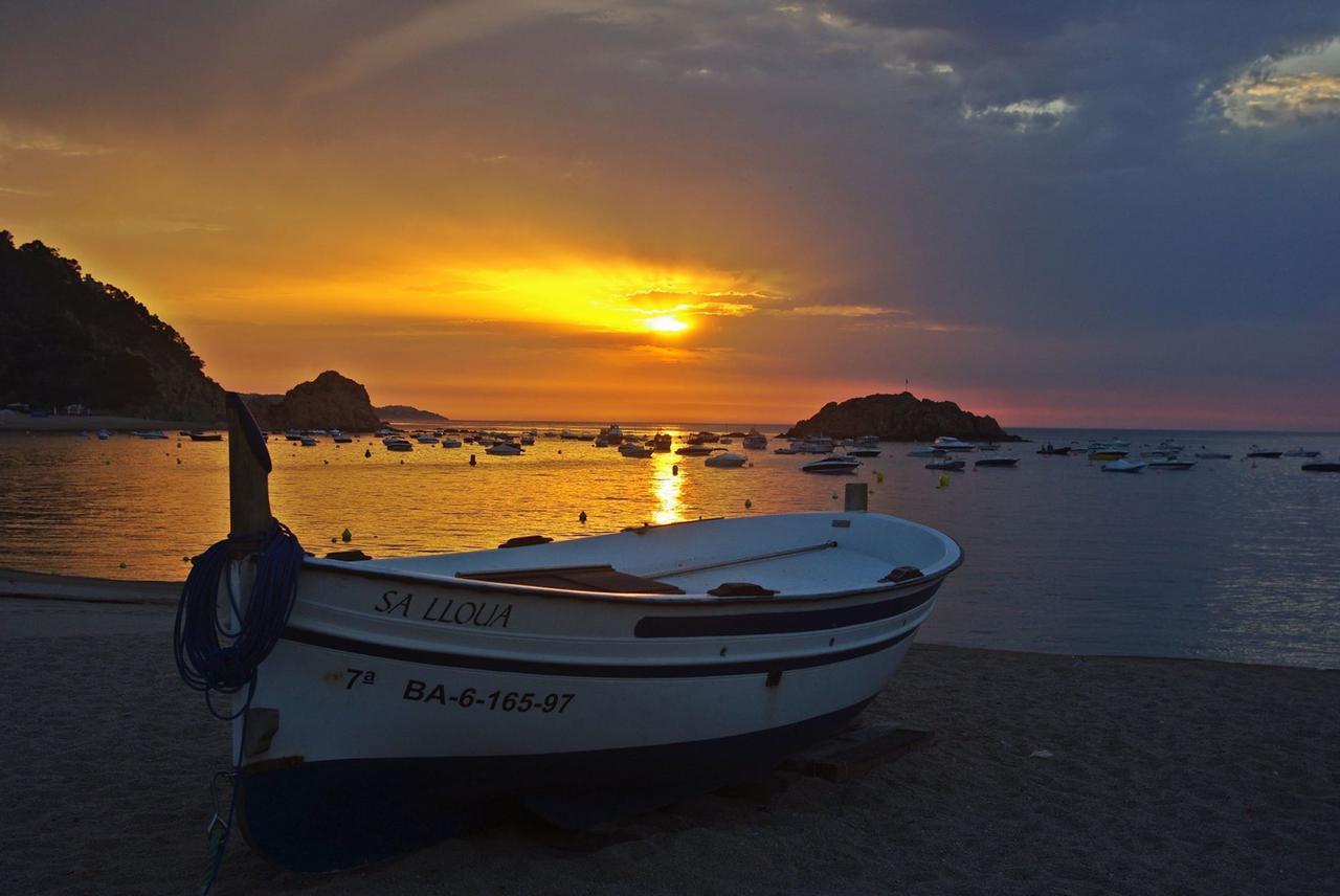 Lets Holidays Apartment Sant Miquel Tossa de Mar Bagian luar foto